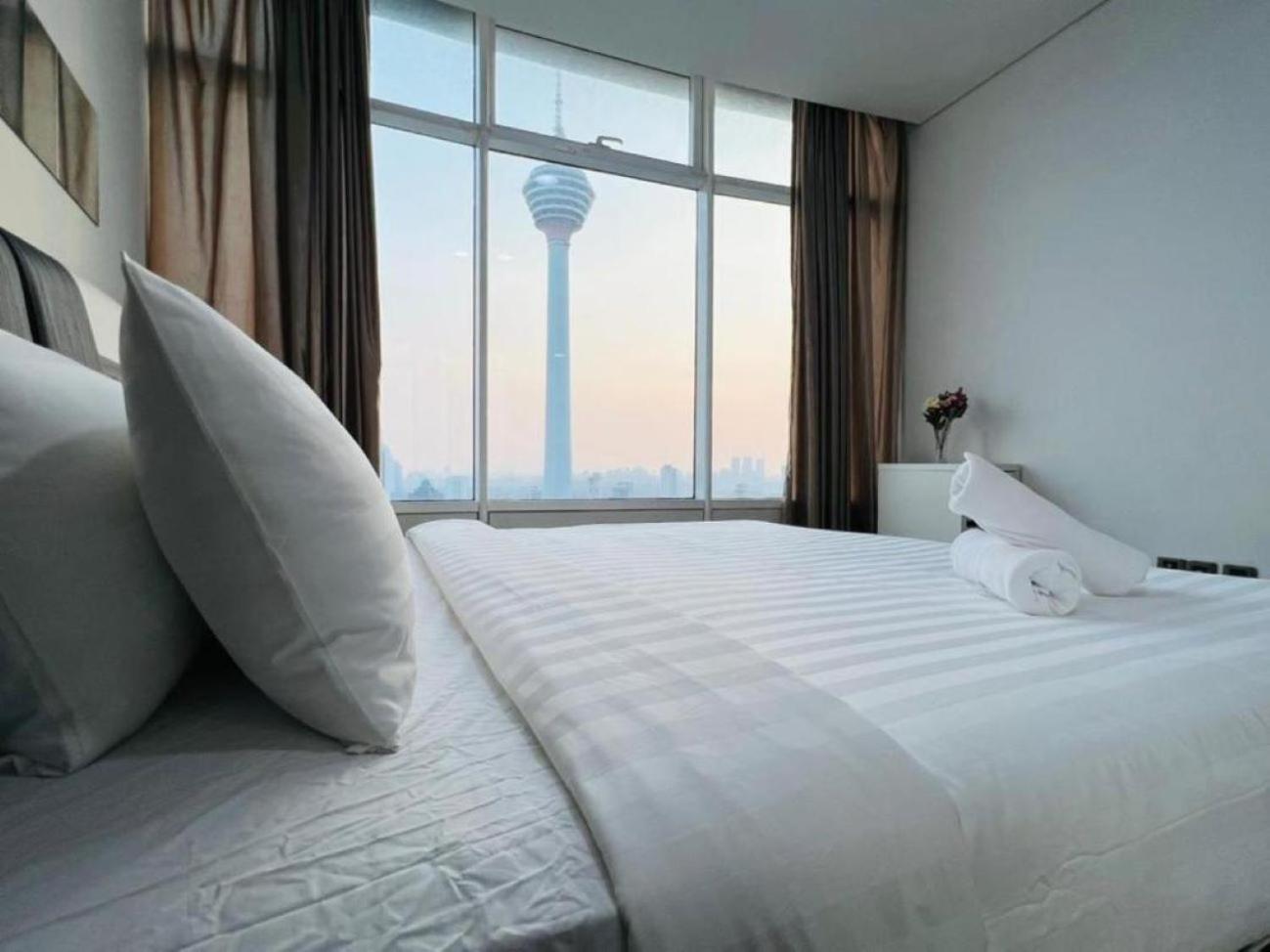 Vortex Suites Klcc By Moonlight Куала Лумпур Екстериор снимка