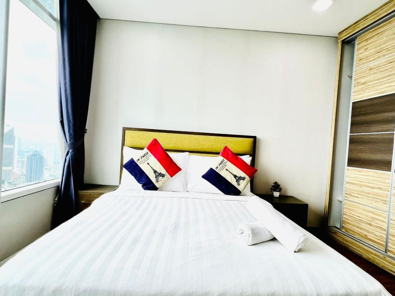 Vortex Suites Klcc By Moonlight Куала Лумпур Екстериор снимка