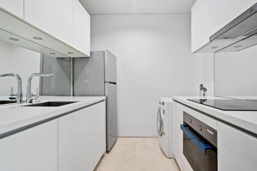 Vortex Suites Klcc By Moonlight Куала Лумпур Екстериор снимка