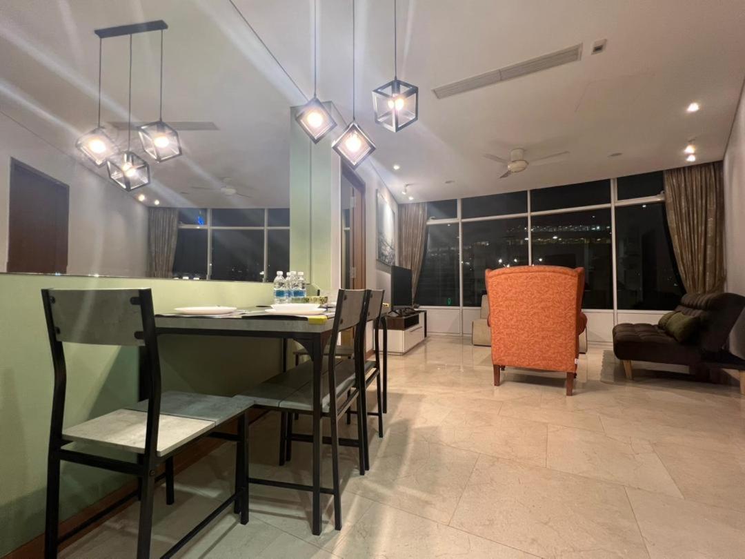 Vortex Suites Klcc By Moonlight Куала Лумпур Екстериор снимка
